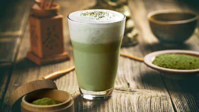 matcha latte groen te grøn, grøn te, guide, historie, hvad er, hvordan fremstilles, matcha, matcha te